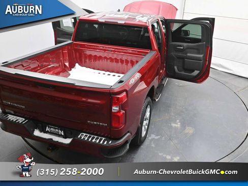 Used 2021 Chevrolet Silverado 1500 Custom image 36