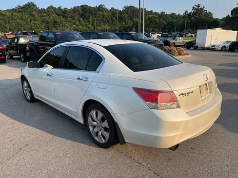 Used 2010 Honda Accord EX-L image 3