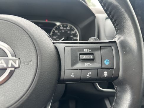 Used 2023 Nissan Rogue SV w/ SV Premium B Package AWD/4WD image 22
