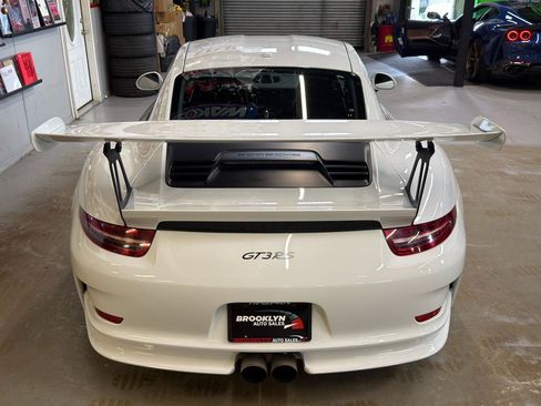 Used 2016 Porsche 911 GT3 RS RWD image 9