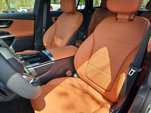 New 2026 Mercedes-Benz GLC 300 image 16