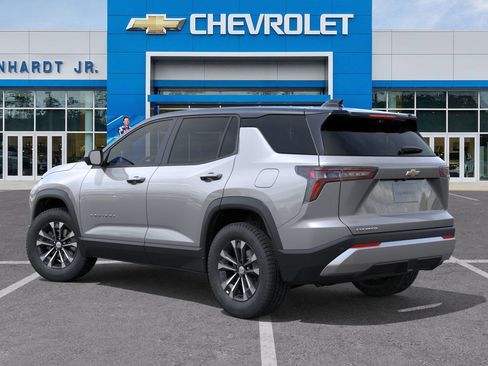 New 2026 Chevrolet Equinox LT w/ Safety and Technology Package FWD image 5
