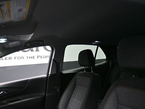 Used 2024 Chevrolet Equinox LT image 17