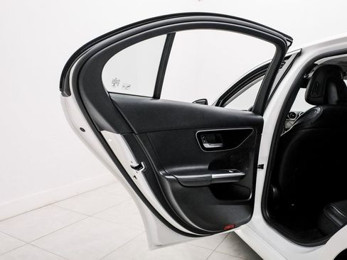 Used 2022 Mercedes-Benz C 300 Sedan image 36