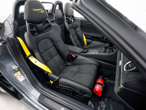 Certified 2024 Porsche 718 Boxster Spyder RS w/ Weissach Package RWD image 22
