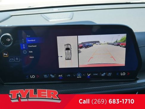 New 2026 Chevrolet Traverse High Country w/ LPO, Floor Liner Package AWD/4WD image 53