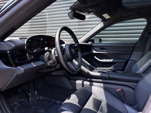 Certified 2022 Porsche Taycan RWD image 4