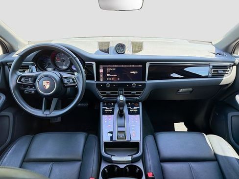 Used 2023 Porsche Macan Turbo AWD/4WD image 16