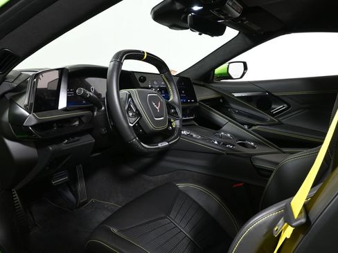 Used 2026 Chevrolet Corvette Z06 w/ Stealth Interior Trim Package RWD image 4