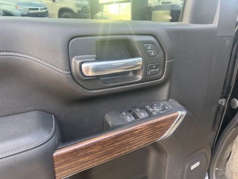 Used 2022 Chevrolet Silverado 3500 High Country w/ Safety Package II image 17