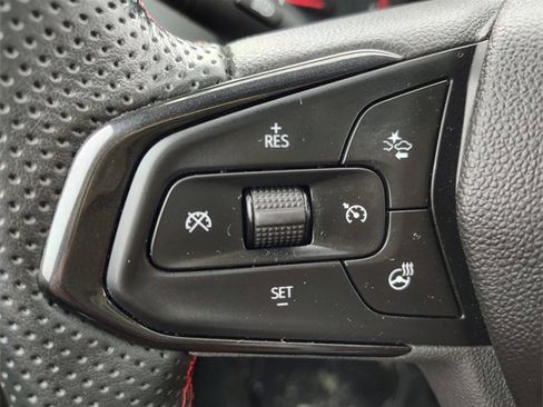 Used 2023 Chevrolet TrailBlazer RS image 16