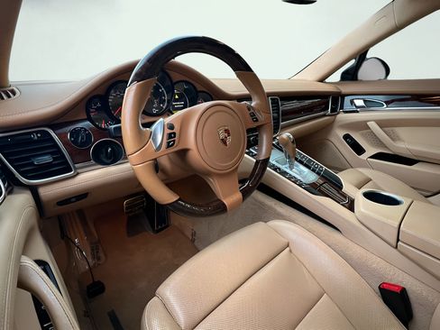 Used 2012 Porsche Panamera AWD/4WD image 15