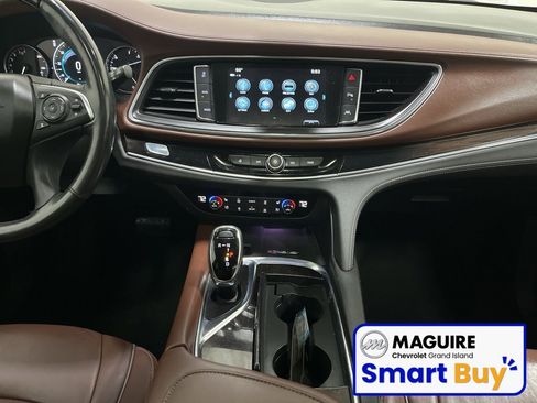 Used 2019 Buick Enclave Avenir image 11