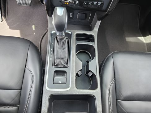 Used 2019 Ford Escape Titanium FWD image 15