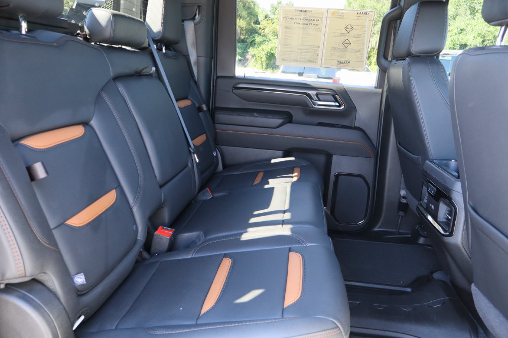 Certified 2025 GMC Sierra 2500 AT4 w/ AT4 Premium Plus Package AWD/4WD image 30