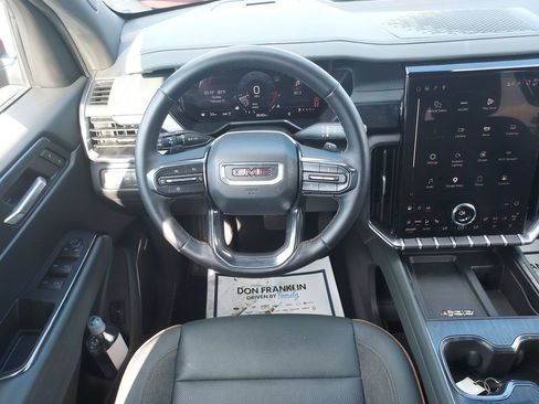 Used 2025 GMC Acadia AT4 w/ LPO, Floor Liner Package AWD/4WD image 16
