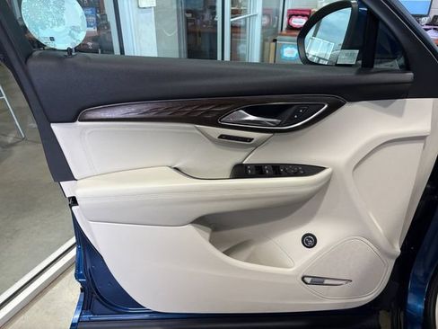 Used 2023 Buick Envision Avenir AWD/4WD image 16