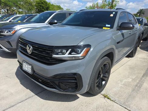 Used 2023 Volkswagen Atlas Cross Sport SEL R-Line AWD/4WD image 1