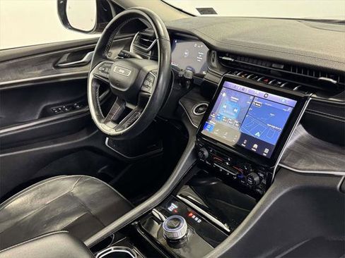 Certified 2022 Jeep Grand Cherokee L Limited image 10