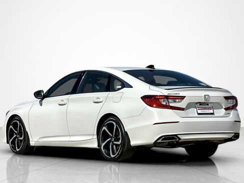 Used 2022 Honda Accord Sport image 3