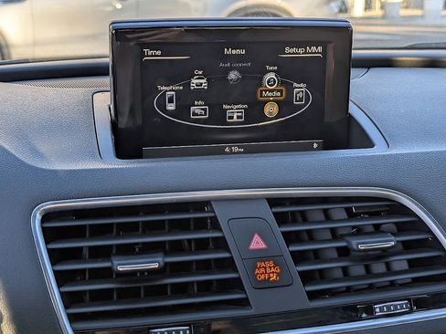 Used 2018 Audi Q3 2.0T Premium Plus w/ Premium Plus Package image 24