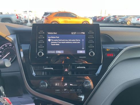 Used 2021 Toyota Camry SE image 20