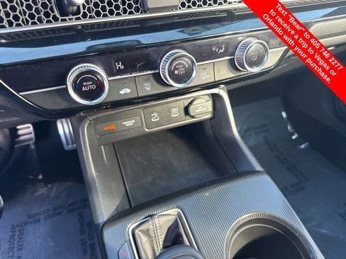 Used 2025 Honda Civic Sport image 25