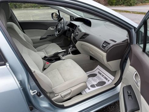 Used 2012 Honda Civic Hybrid Sedan image 21