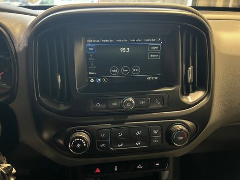 Used 2019 Chevrolet Colorado W/T w/ WT Convenience Package image 18