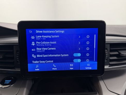 Used 2023 Ford Explorer XLT w/ Equipment Group 202A image 10