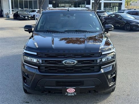 Used 2023 Ford Expedition Max Limited image 2