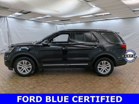 Certified 2018 Ford Explorer XLT w/ Equipment Group 202A image 4