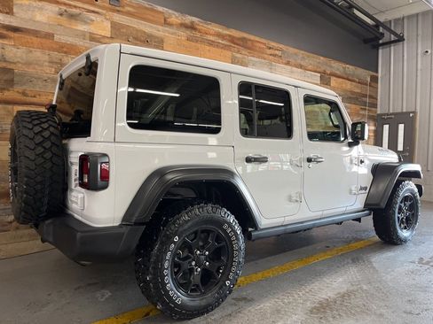Used 2023 Jeep Wrangler Willys image 49
