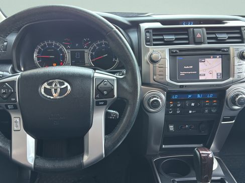 Used 2018 Toyota 4Runner Limited AWD/4WD image 25