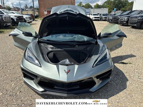 Used 2024 Chevrolet Corvette Stingray Coupe w/ Z51 Performance Package RWD image 33