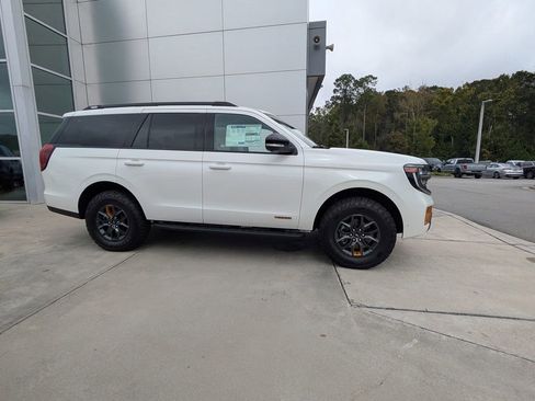 New 2025 Ford Expedition Tremor image 4