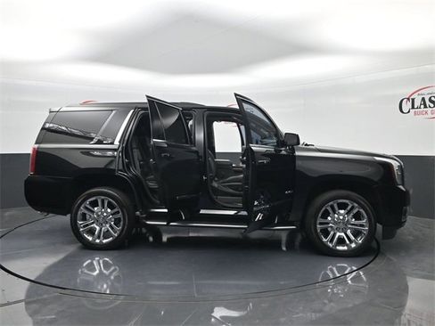 Used 2020 GMC Yukon SLT w/ Premium Edition image 31