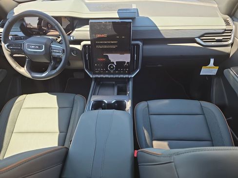 New 2026 GMC Acadia AT4 w/ Luxury Package AWD/4WD image 9