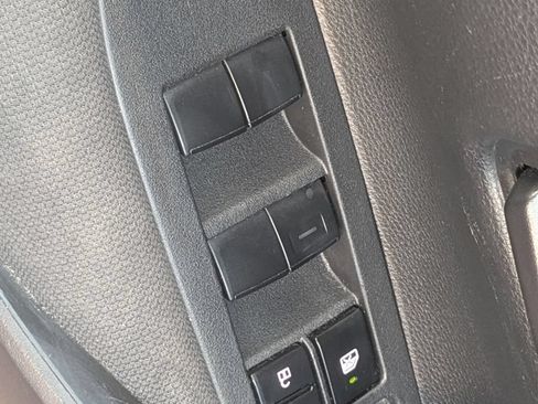 Used 2024 Toyota Corolla LE FWD image 12