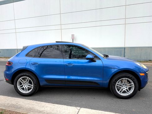 Used 2018 Porsche Macan image 10