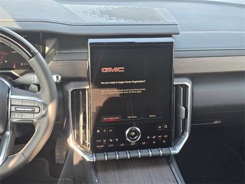 New 2026 GMC Acadia Denali image 15