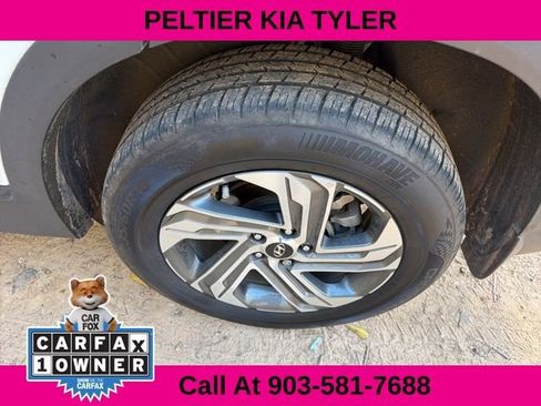 Used 2023 Hyundai Santa Fe SEL image 9