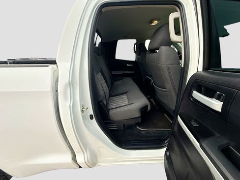 Used 2020 Toyota Tundra SR5 w/ SR5 Upgrade Package RWD image 24