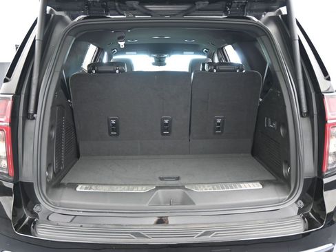 Used 2024 Chevrolet Tahoe Premier image 43