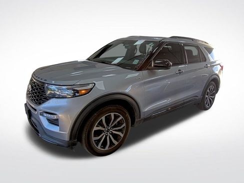 Used 2024 Ford Explorer ST-Line w/ Class IV Trailer Tow Package RWD image 3