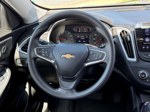 Used 2024 Chevrolet Malibu LT FWD image 21