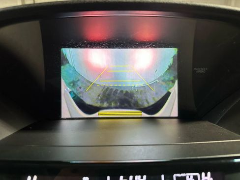 Used 2015 Honda Pilot Touring image 15