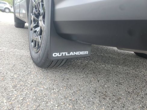 New 2026 Mitsubishi Outlander AWD image 37
