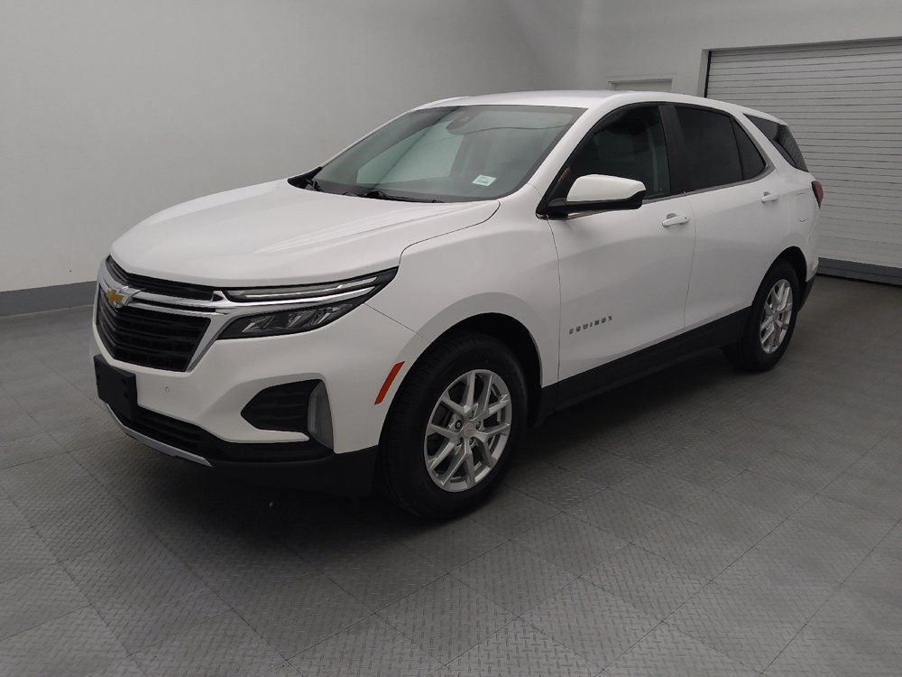 Used 2023 Chevrolet Equinox LT w/ Driver Convenience Package AWD/4WD image 2