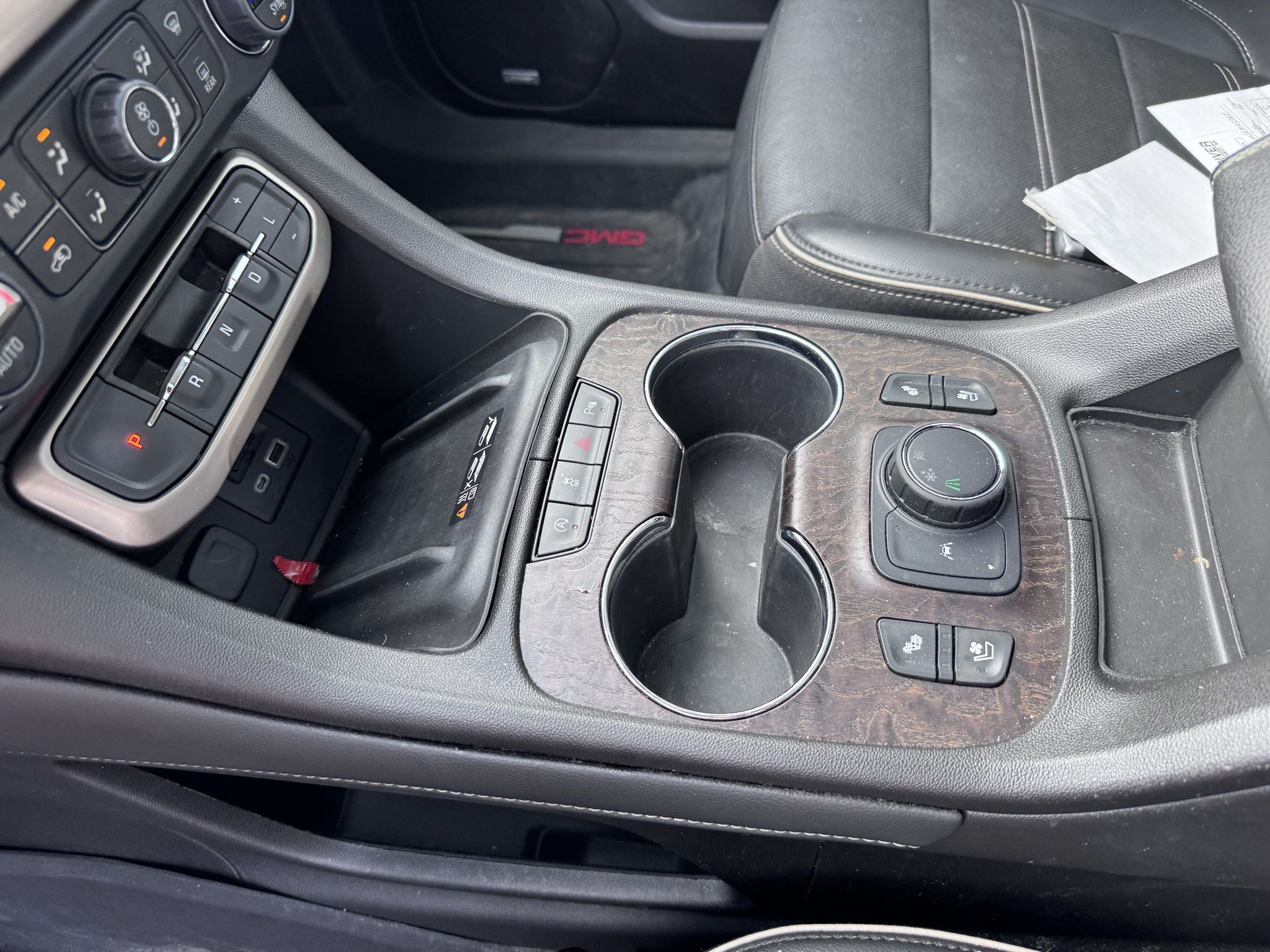 Used 2023 GMC Acadia Denali FWD image 18